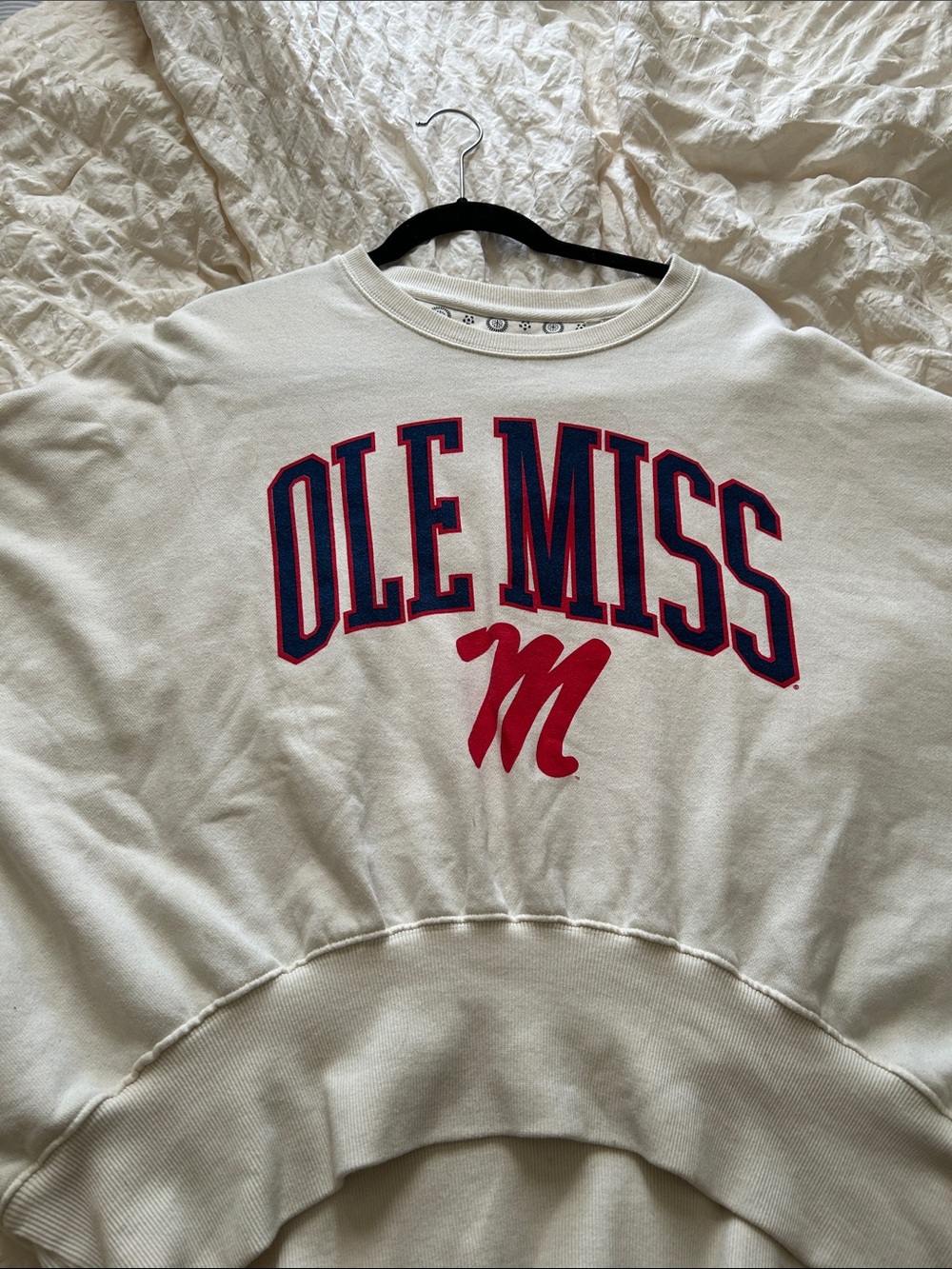 Pressbox White Cropped Ole Miss Crewneck Sweatshirt with Red & Navy Logo- crop